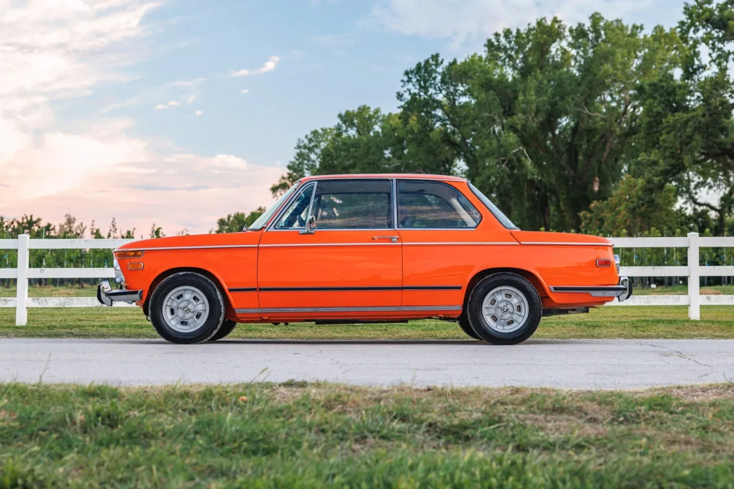 1972_bmw_2002tii_007-79539-scaled