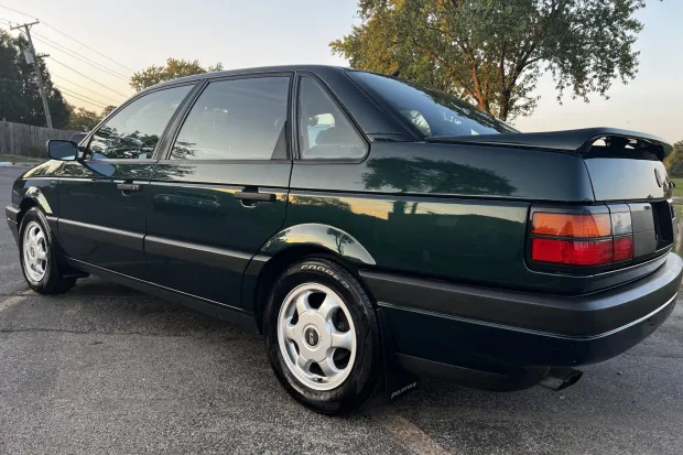 1993_volkswagen_passat_img_4252-60581