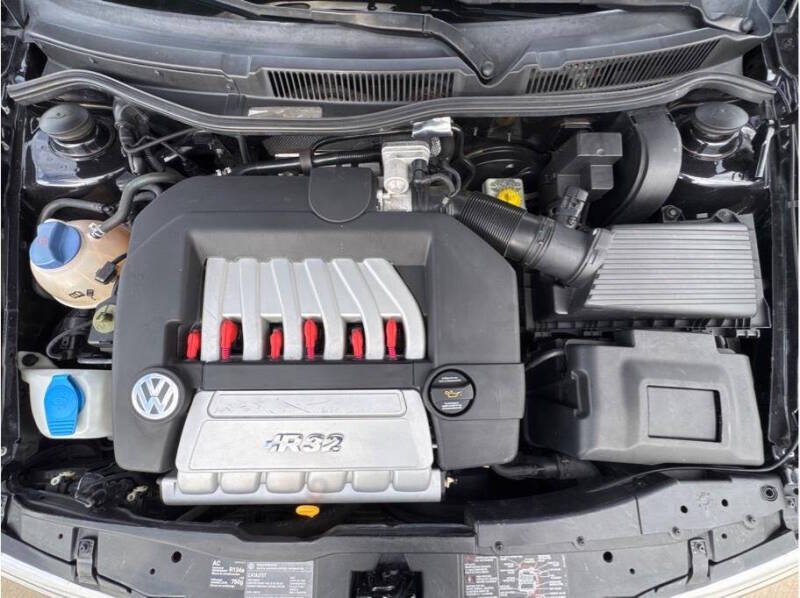 r32 15